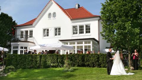 Villa Halstenbek - Wedding - Image 1